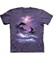 T-Shirt dauphin au clair de lune par The Mountain